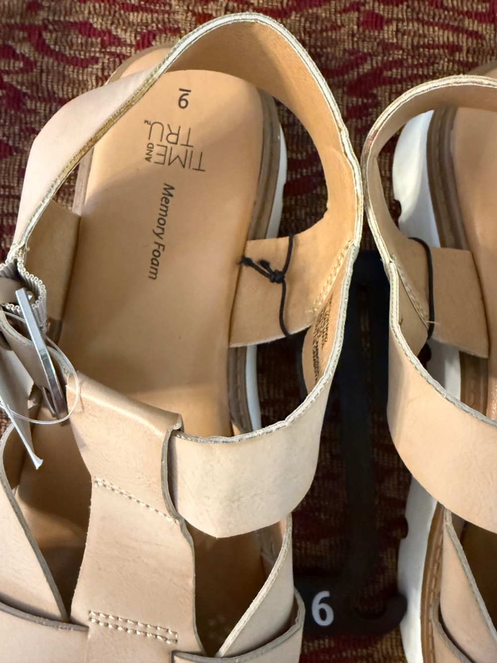 Time and Tru Fisherman Memory Foam Summer Sandals - Size 9 - Picture 5 of 6
